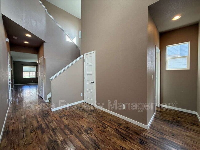 Building Photo - 10808 Salida St