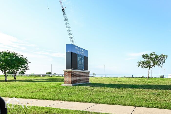 Building Photo - 6624 Charleston Dr