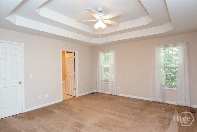 Building Photo - 105 Fox Hall Trail