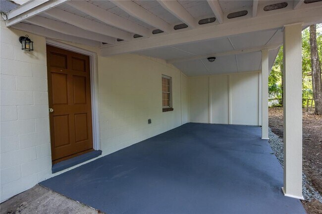 Building Photo - 640 NW 36th Ter