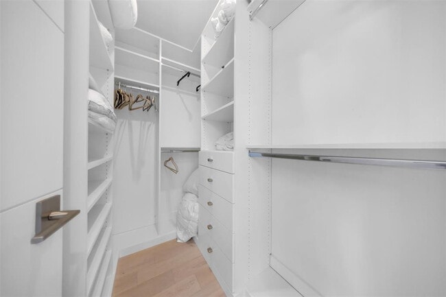 Building Photo - 2001 Marietta Dr