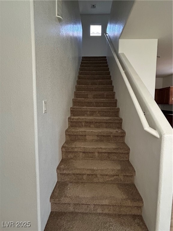 Building Photo - 10536 La Campana St