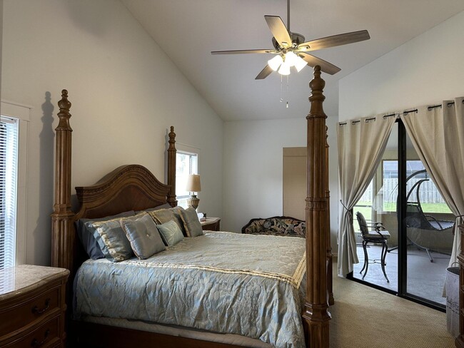 Building Photo - 1461 Wellington Cir