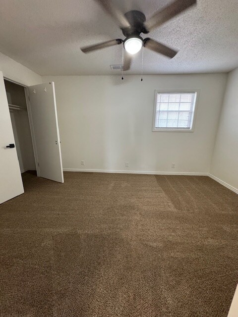 Building Photo - 1252 Pleasant Valley Rd