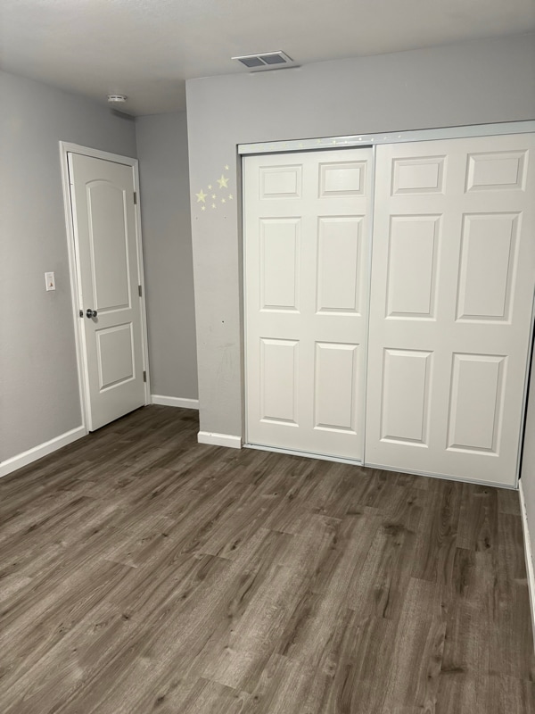 Building Photo - 8653 Danridge Dr