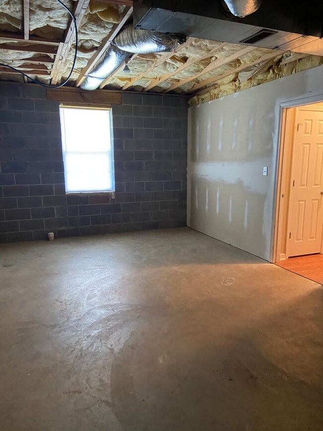 Building Photo - Coming Soon in Grayson Valley!