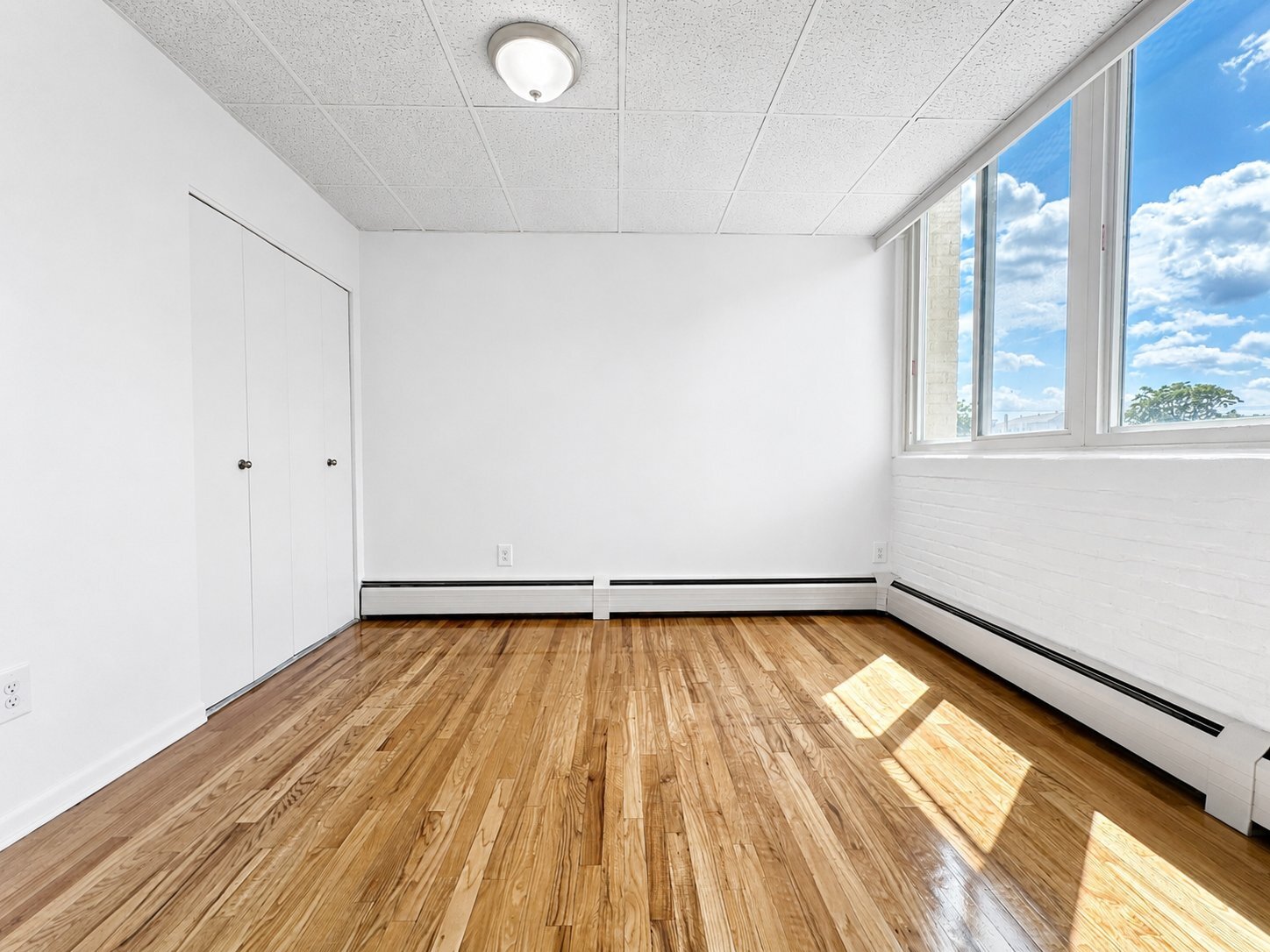 Building Photo - 71 Catlin St