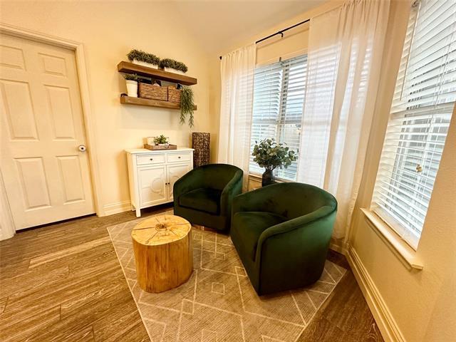 Building Photo - 198 Radecke Rd