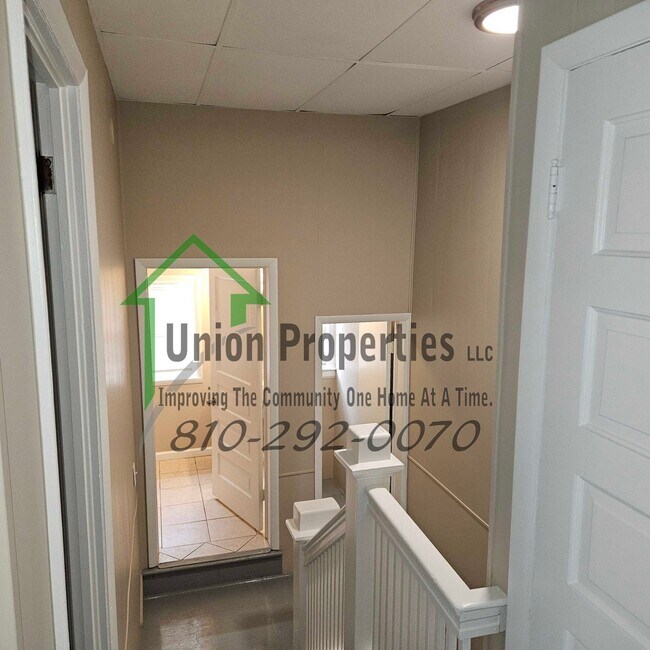 Building Photo - 516 Glenwood Ave