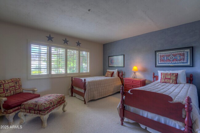 Building Photo - 1103 Ocotillo Cir