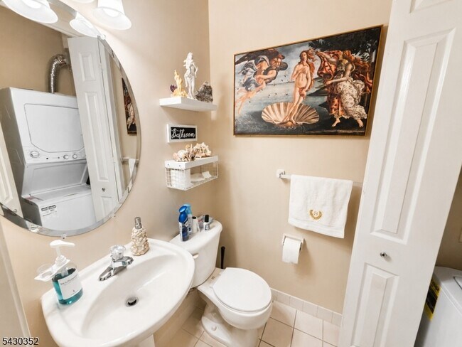 Building Photo - 271 Windmill Ct