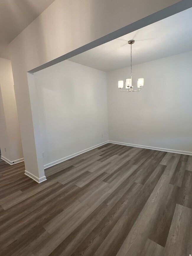 Building Photo - BRAND NEW SINGLE FAMILY HOME IN LOGANVILLE