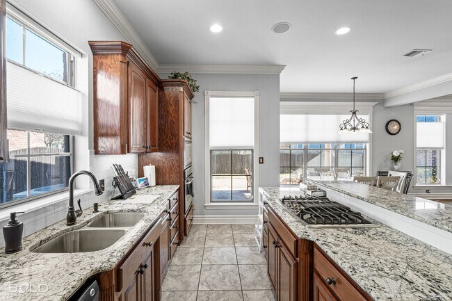 Building Photo - 135 Eagle Bend Way