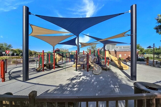 Building Photo - 10667 Harvest Green Way