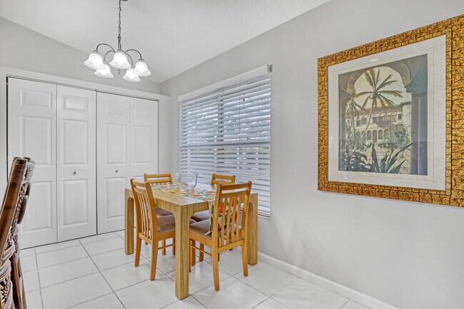 Building Photo - 133 Black Olive Crescent