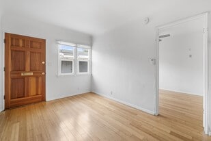 Building Photo - 1722 Abbot Kinney Blvd