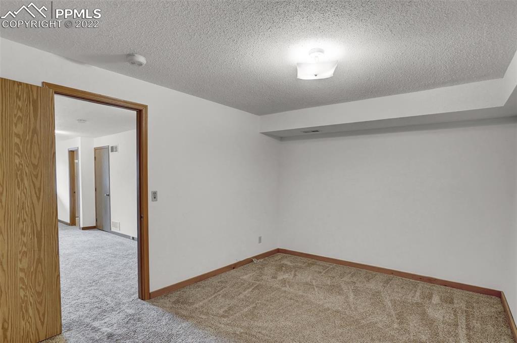 Building Photo - 5507 Fiesta Ln