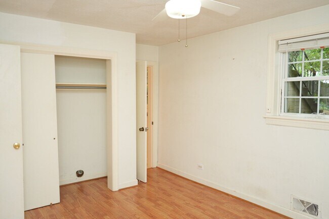 Building Photo - 101 Bollingwood Rd