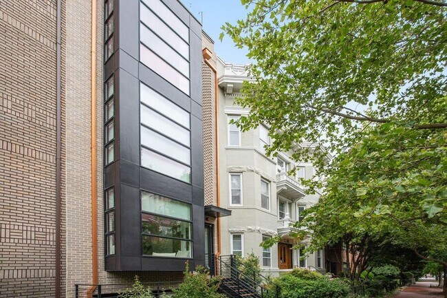 Building Photo - 1719 T St NW