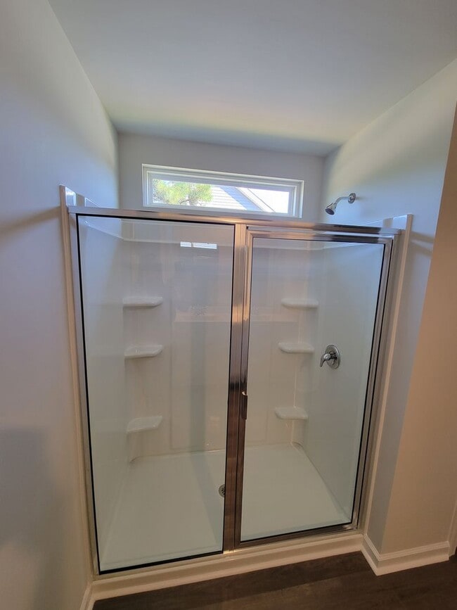 Building Photo - Gorgeous Newer Construction In Sneads Ferry!!