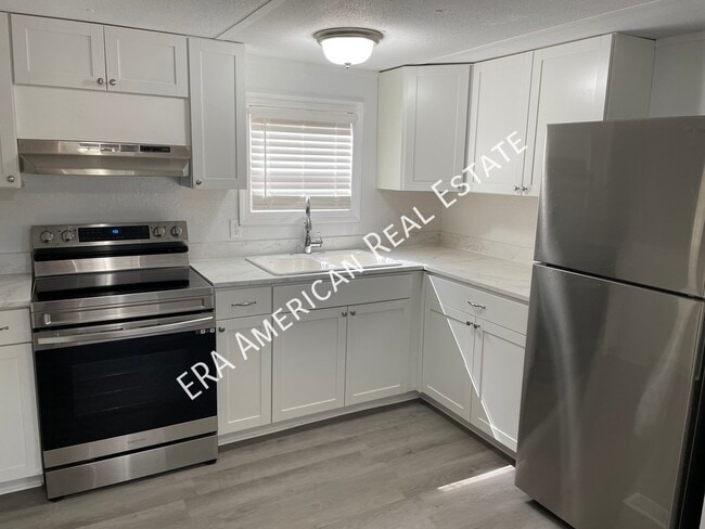 Building Photo - 5975 Staff Rd