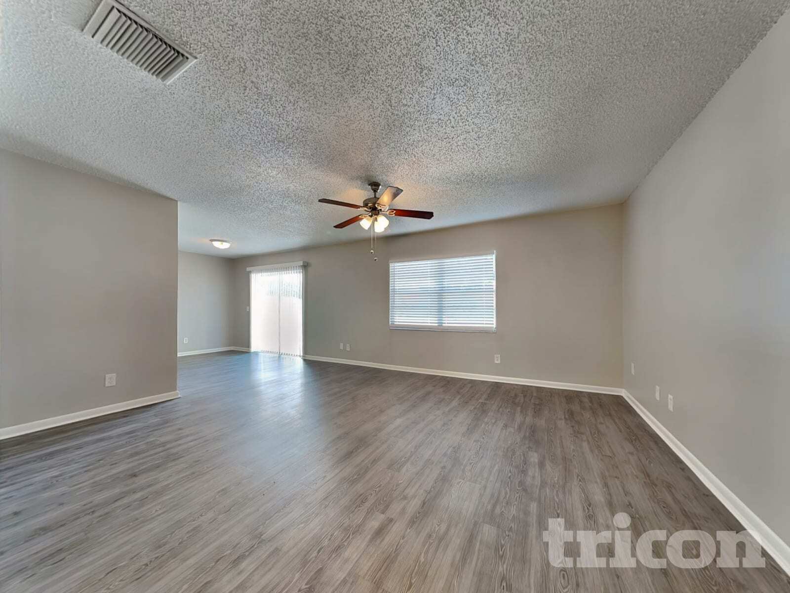 Building Photo - 309 Regal Park Dr