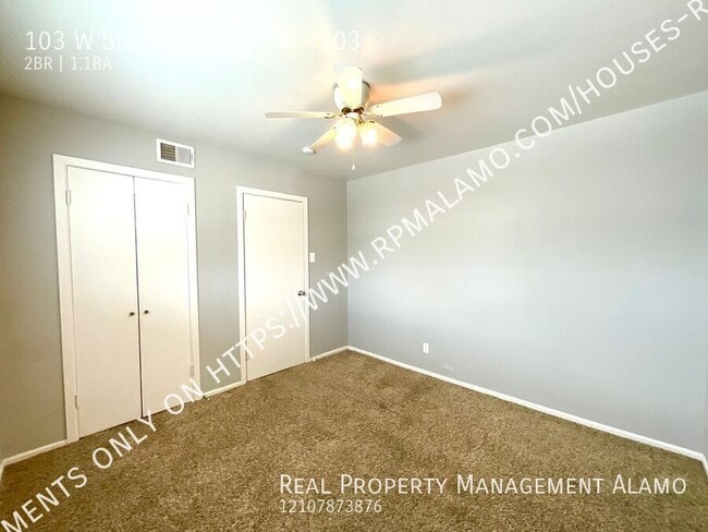 Building Photo - 103 W Silver Sands Dr