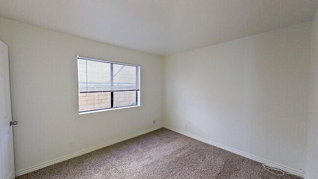 Building Photo - 26 Duane