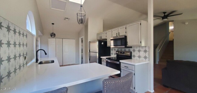 Building Photo - 4209 E Liberty Ln