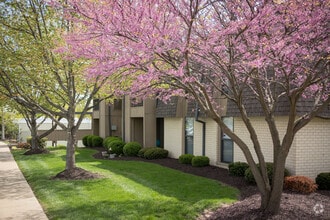 Building Photo - Chesterfield Place Apartments