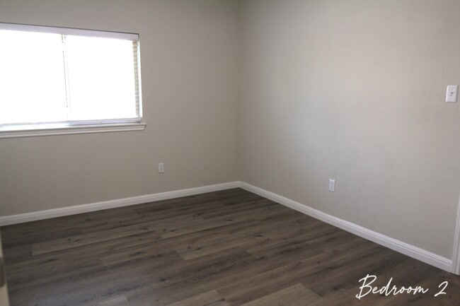 Building Photo - 6032 Genova Pl