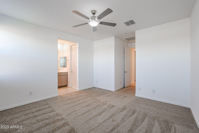 Building Photo - 13554 W Shifting Sands Dr