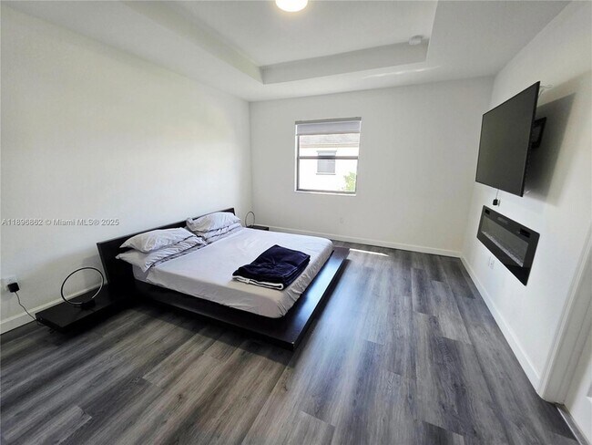 Building Photo - 13130 SW 232nd Ter