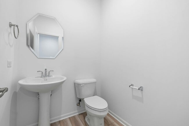 Building Photo - 16531 Golden Vly Ln