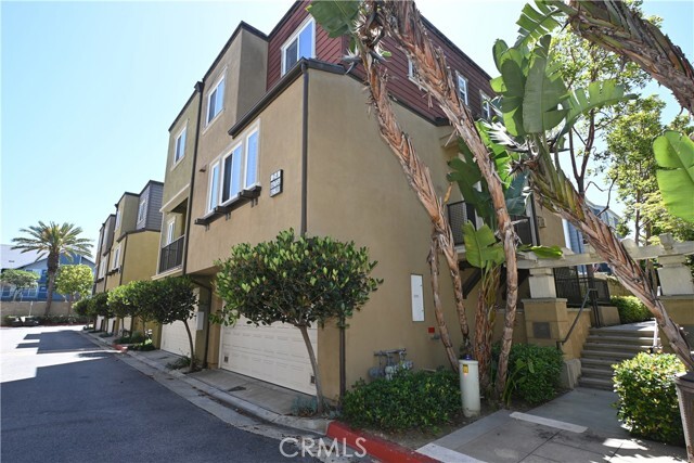 Building Photo - 2 Nautical Mile Dr
