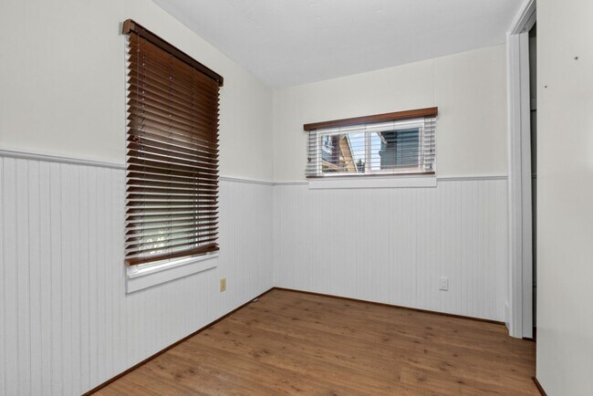 Building Photo - 1Bd/1Ba Seattle Home