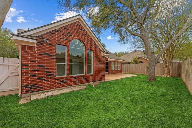 Building Photo - 17426 Little Riata Dr