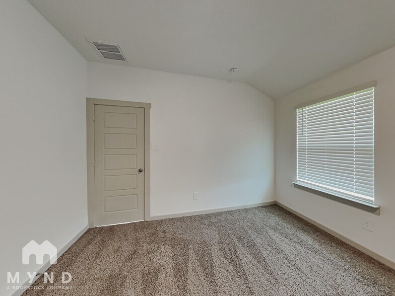 Building Photo - 7815 Cattleman Vly Dr