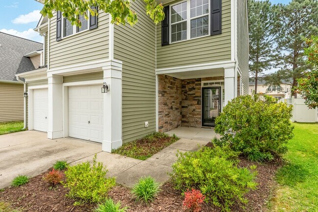 Building Photo - Updated 3BR Raleigh Home w/ Loft, Quartz Counters & 2-Car Garage