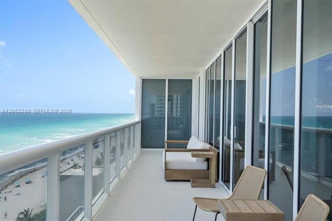 Building Photo - 1830 S Ocean Dr