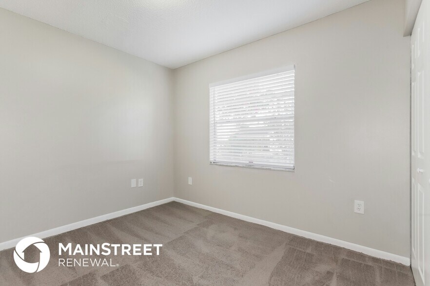 Building Photo - 7231 Fox Chase Dr