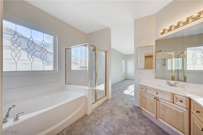 Building Photo - 57 Voltaire Ave