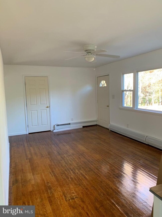 Building Photo - 48555 Beachville Rd