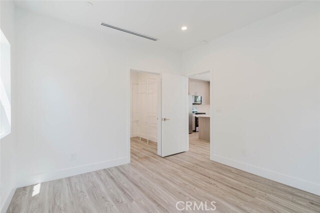 Building Photo - 17846 Rinaldi St