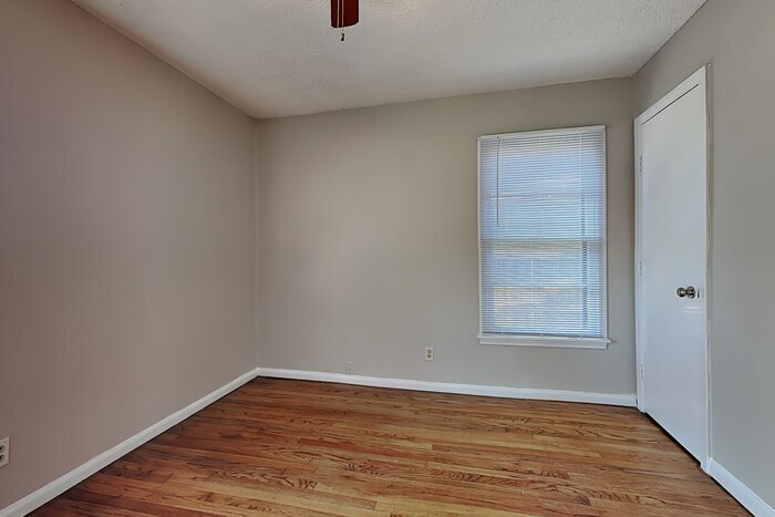 Building Photo - 11211 Ulloa Ln