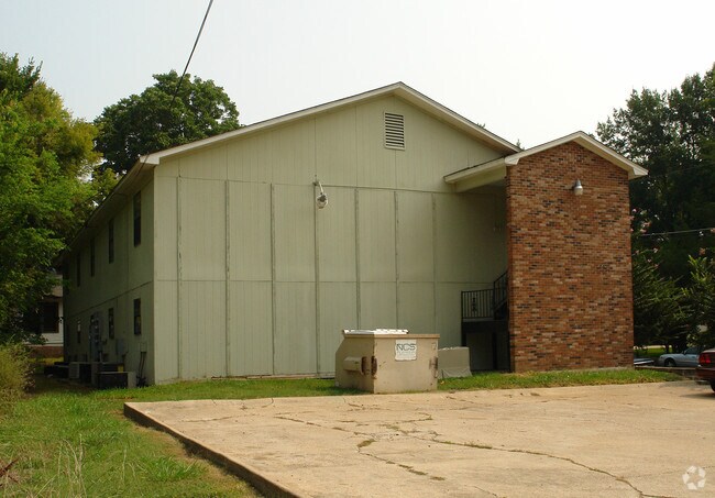 Building Photo - Madison Garden Apartments