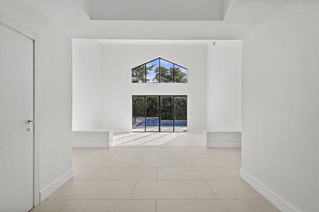 Building Photo - 4798 NW 25th Way