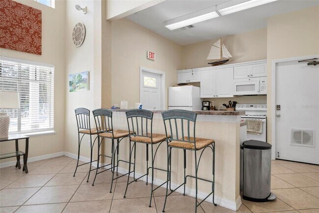 Building Photo - 850 S Tamiami Trl