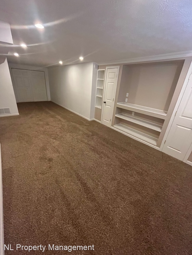 Building Photo - 3 br, 2 bath House - 4910 Curlew Lane