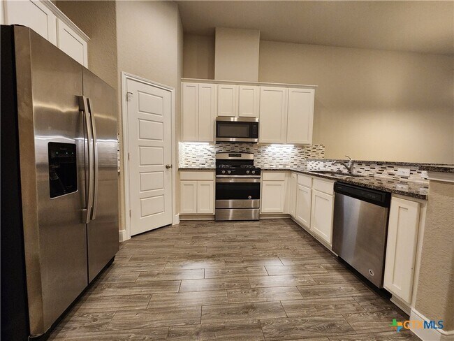 Building Photo - 1251 FM-306 E